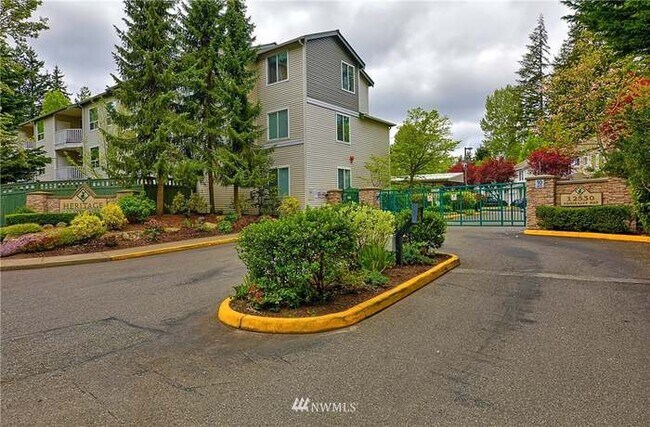 Building Photo - 12530 Admiralty Way