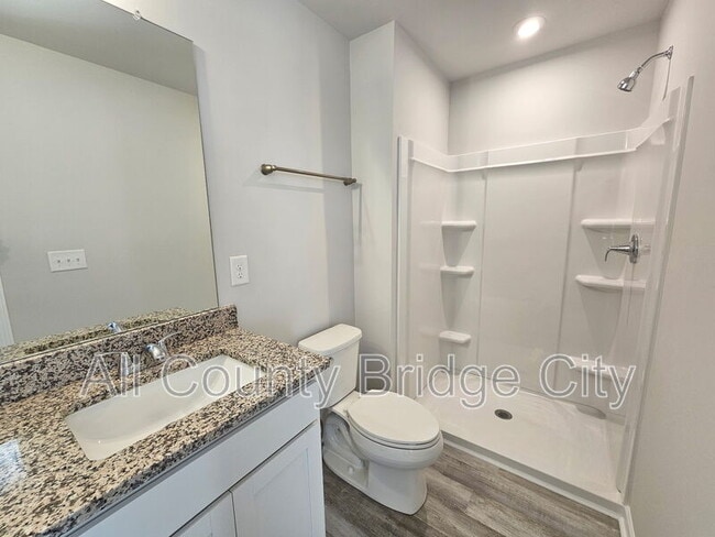 Building Photo - 142 Randwick Ln