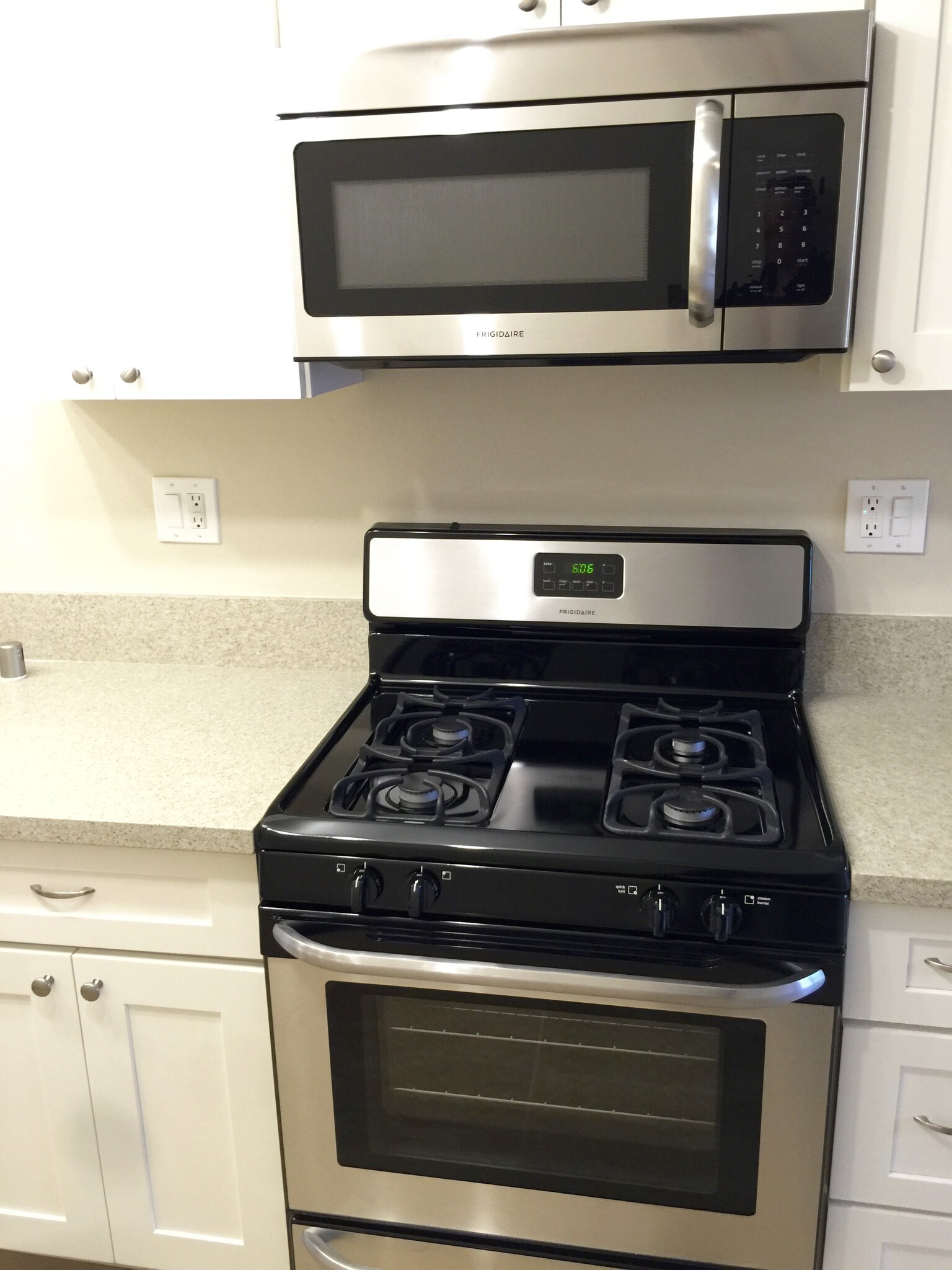 Building Photo - 15551 Boleyn Cir