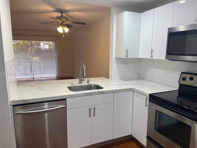 Building Photo - 11231 SW 88th St