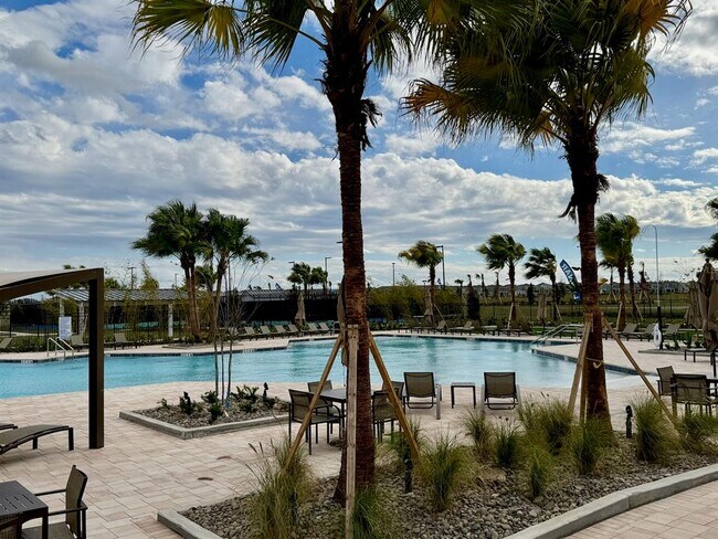 Building Photo - 5656 Lemon Grass St