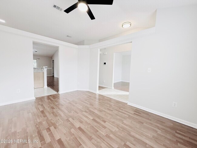 Building Photo - 8713 Star Leaf Rd N