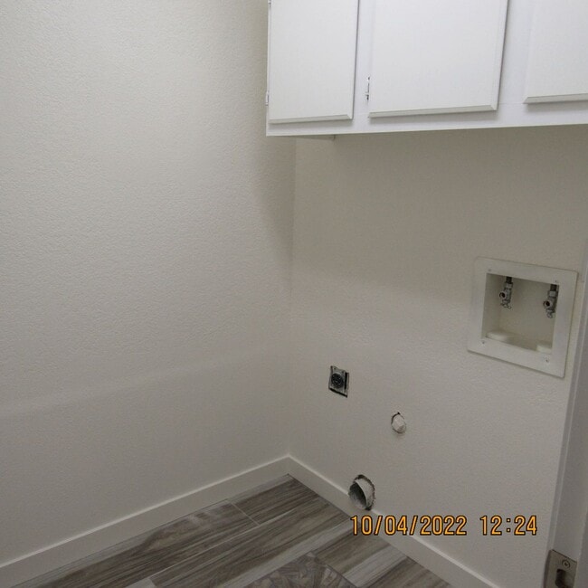 Building Photo - 970 San Juan Ln