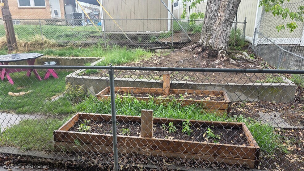 Building Photo - 275 W 4625 S