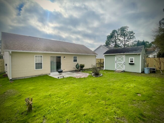 Building Photo - 1005 Gordon Woods Rd