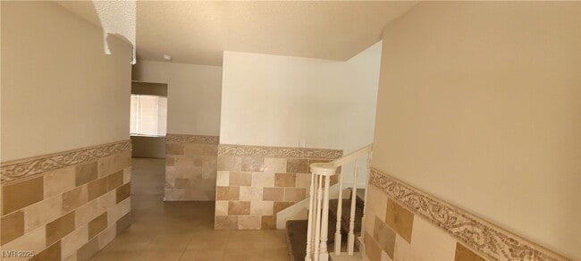 Building Photo - 2784 Belcastro St