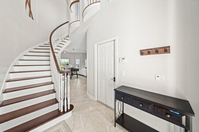 Building Photo - 7585 Jimmy Buffett Mem Hwy