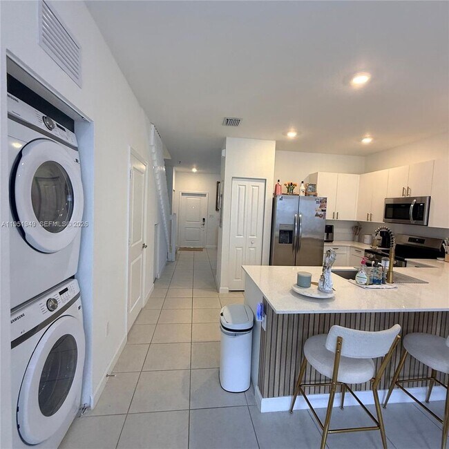 Building Photo - 29224 SW 162nd Ct