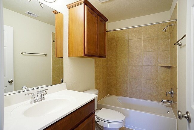 Building Photo - 18011 Alora Springs Trace