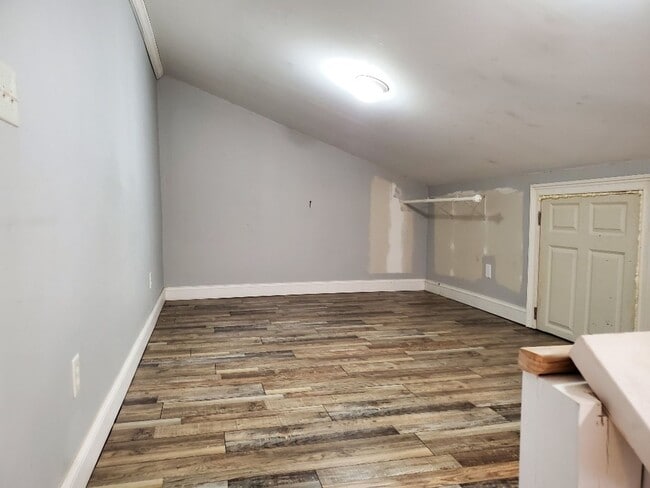 Building Photo - Studio Apartment