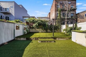 Building Photo - 85 Stuyvesant Ave