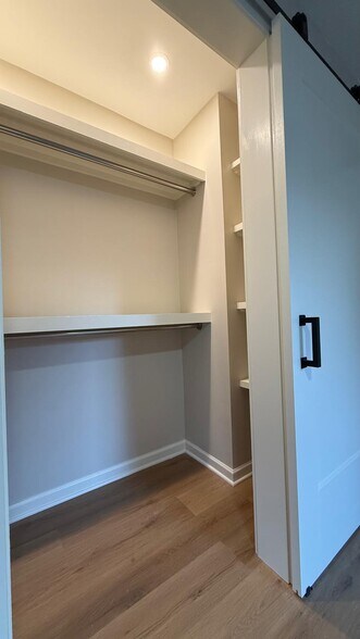 Building Photo - 3216 Overton Manor Dr
