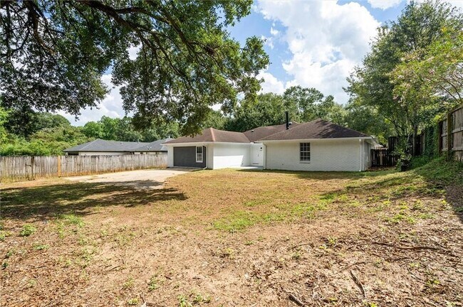 Building Photo - 7328 Janita Dr