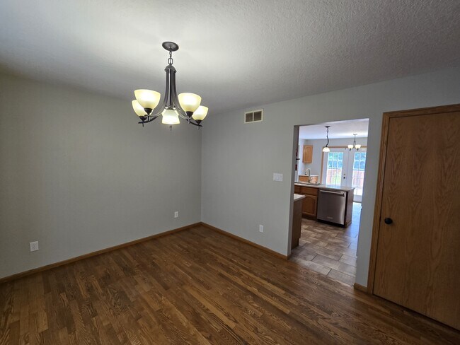 Building Photo - 4710 Donald Dr