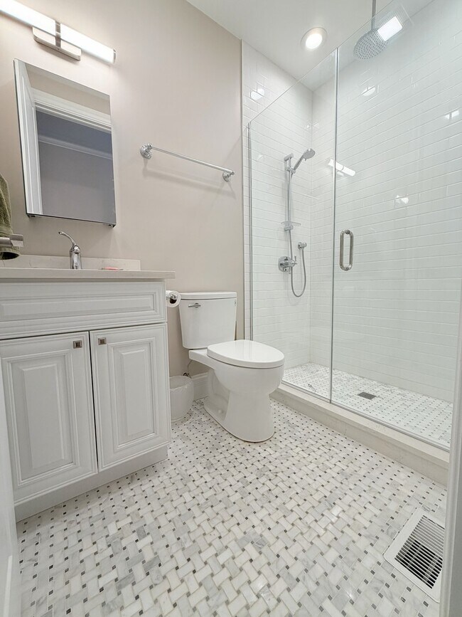 Building Photo - 3646 N Fremont St