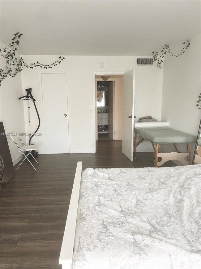 Building Photo - 2001 Atlantic Shores Blvd