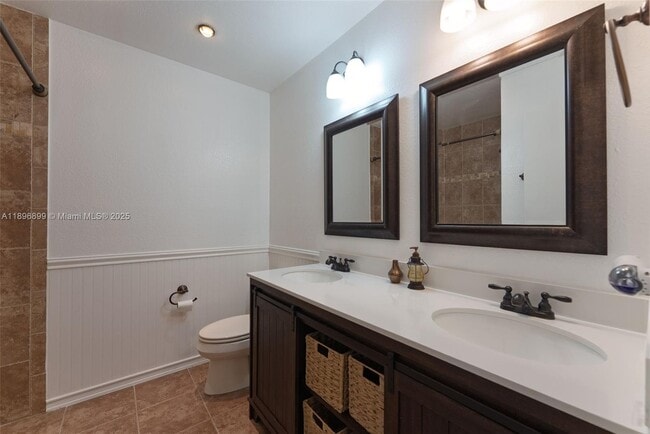 Building Photo - 7688 SW 105th Pl