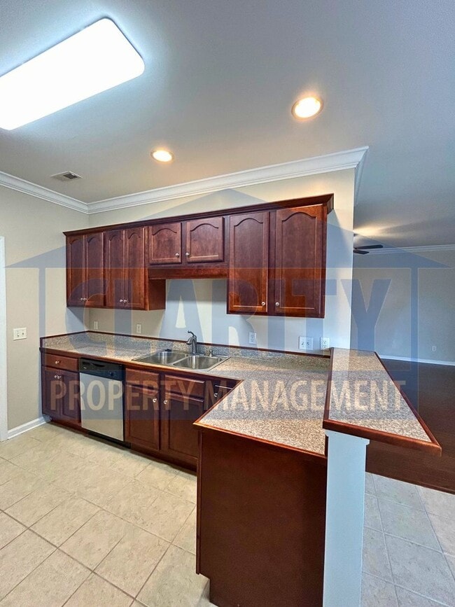 Building Photo - Beautiful 3-bedroom home!