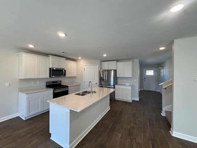 Building Photo - New Construction Community Home with 5 BEDROOMS!