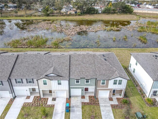 Building Photo - 3270 Vesara Dr