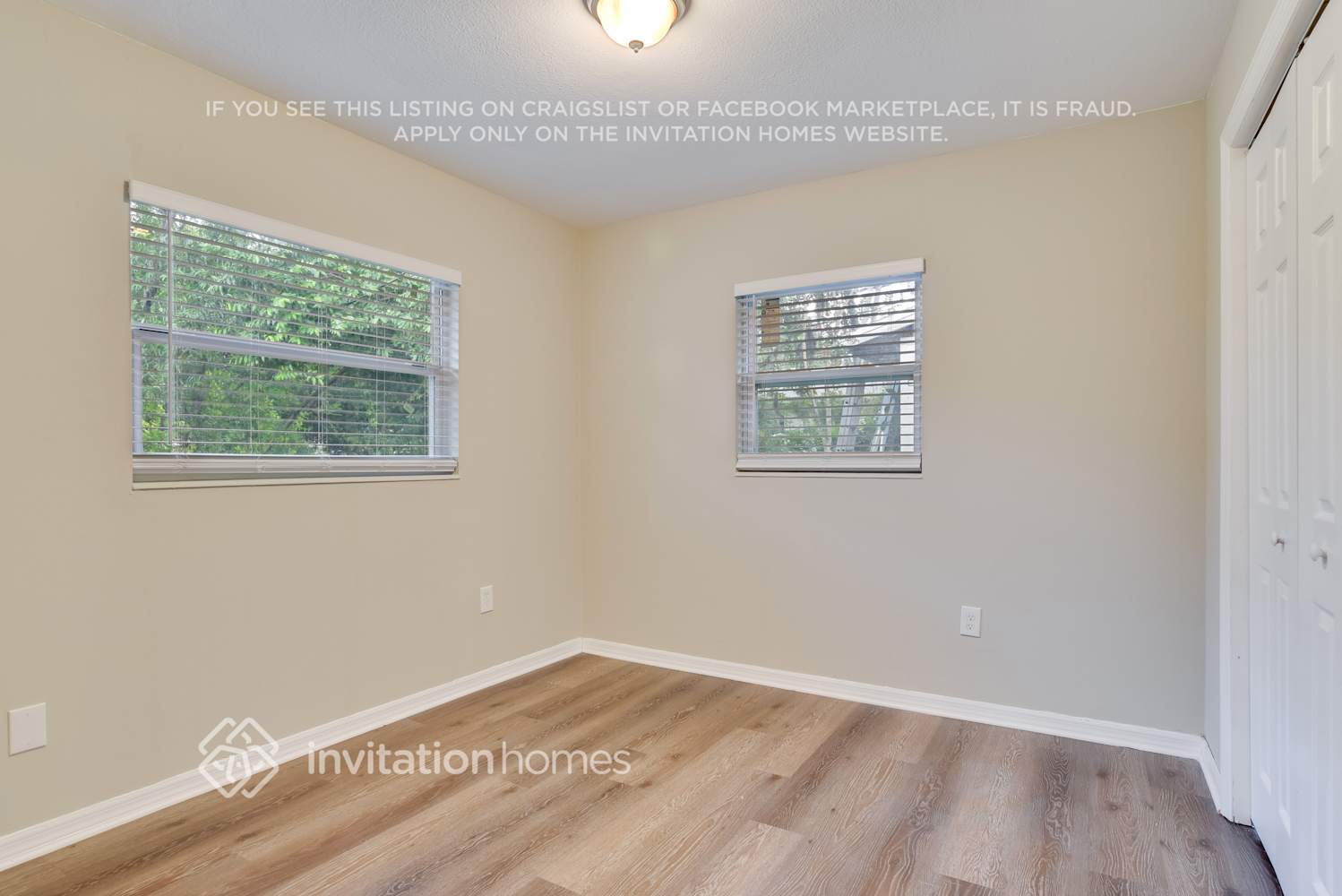 Building Photo - 5915 Westbury Dr