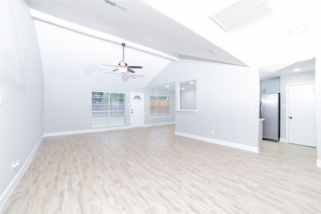 Building Photo - 5823 Toddington Rd