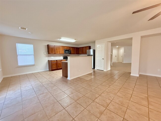 Building Photo - 431 Mantova Dr