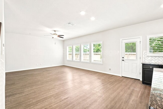 Building Photo - 1202 Vilamoura Ct
