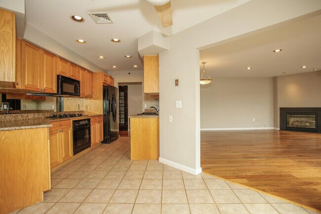 Building Photo - 602 Rutledge Ct