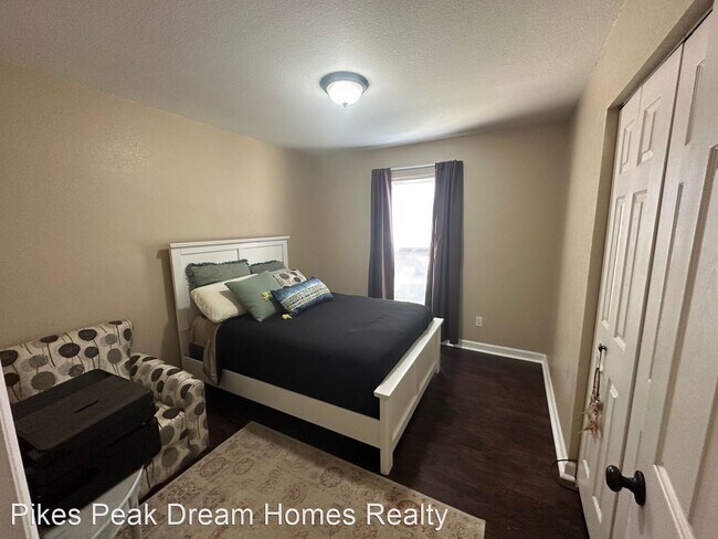 Building Photo - 5 br, 2 bath House - 4234 Morley Drive