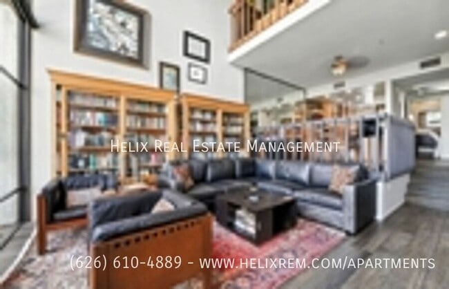 Building Photo - 7322 Marina Pacifica Dr N