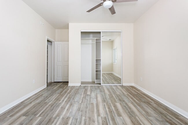 Building Photo - Fire Mountain 1 Bedroom with Private Patio