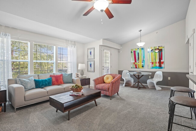 Building Photo - Villas at Aspen Park