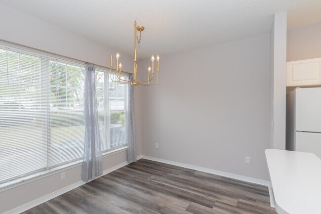 Building Photo - 24100 Harbour Vista Cir