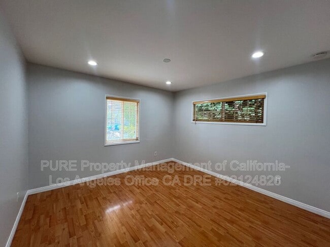 Building Photo - 3831 W 182nd St