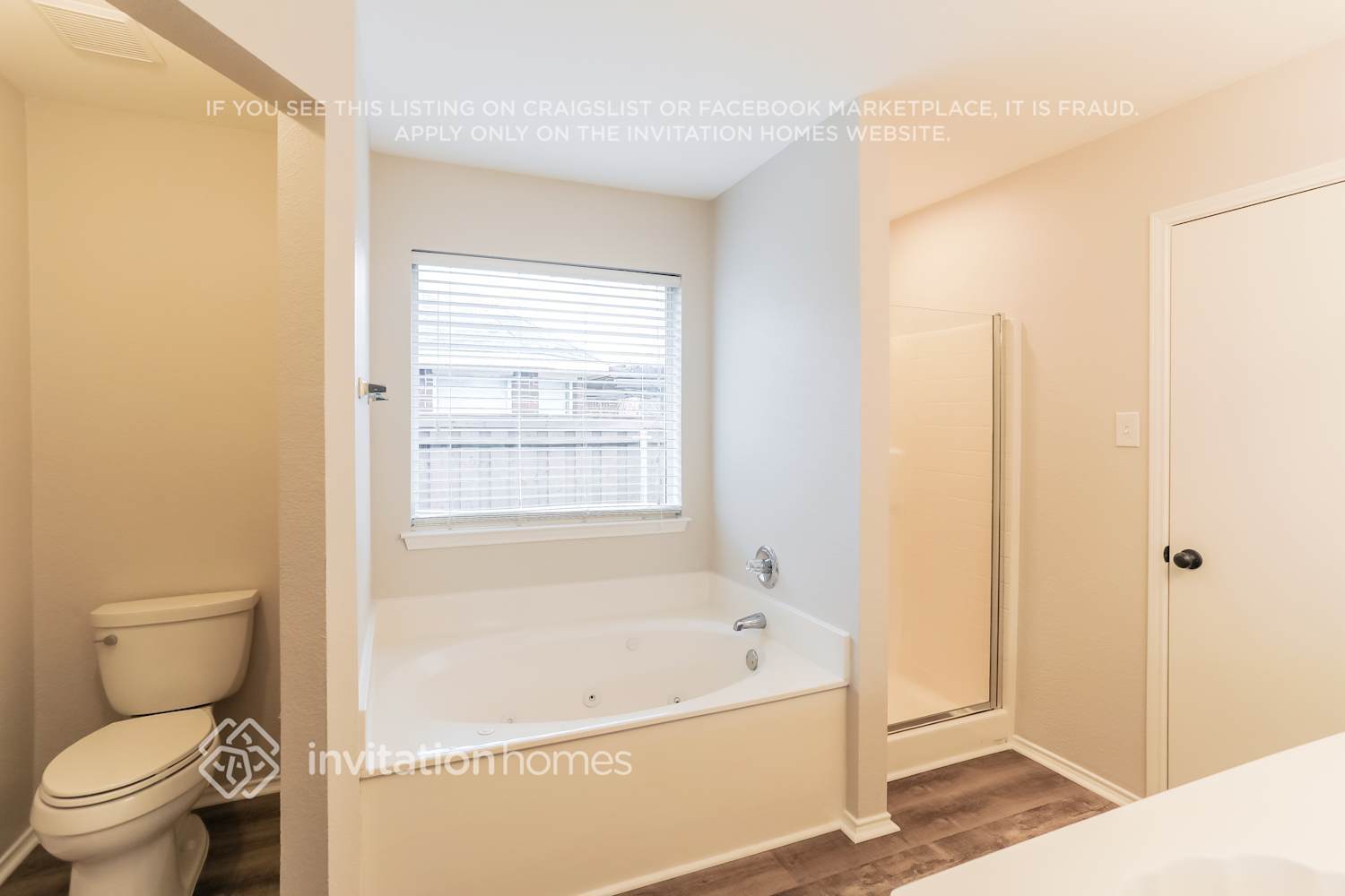 Building Photo - 108 Post Oak Dr