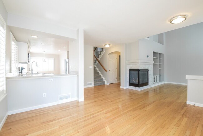 Building Photo - 14321 Craftsman Way