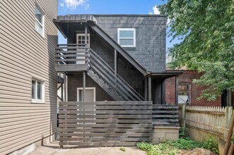Building Photo - Adorable Renovated 1 Bed, 1 Bath Apartment with Integral Garage, Central AC - Available Now!