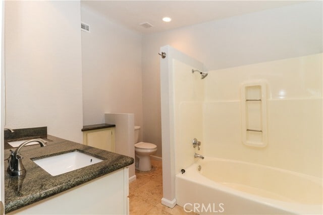 Building Photo - 541 Wayland Ct