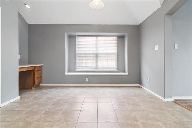 Building Photo - 2657 Red Spruce Dr