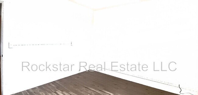 Building Photo - 1524 W Gardner Ave