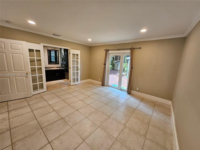 Building Photo - 38 SW 6th St