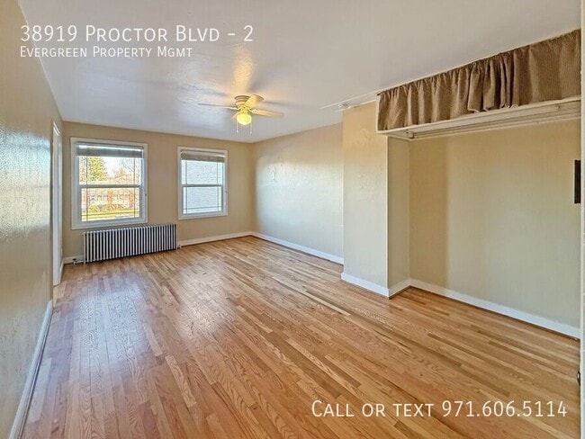 Building Photo - 38919 Proctor Blvd