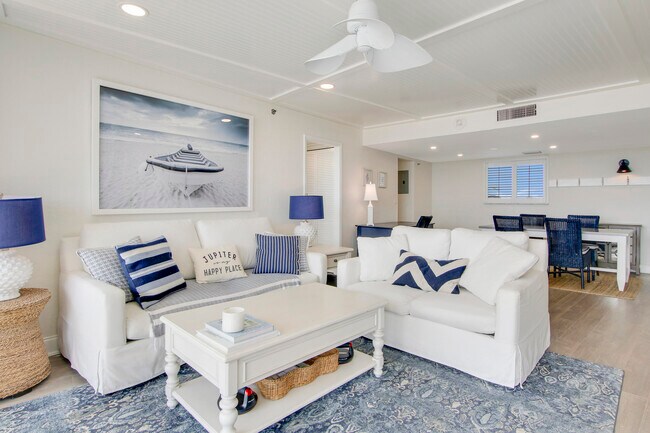 Building Photo - 200 Ocean Trail Way