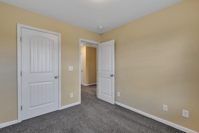 Building Photo - Welcome to Winstead Place!