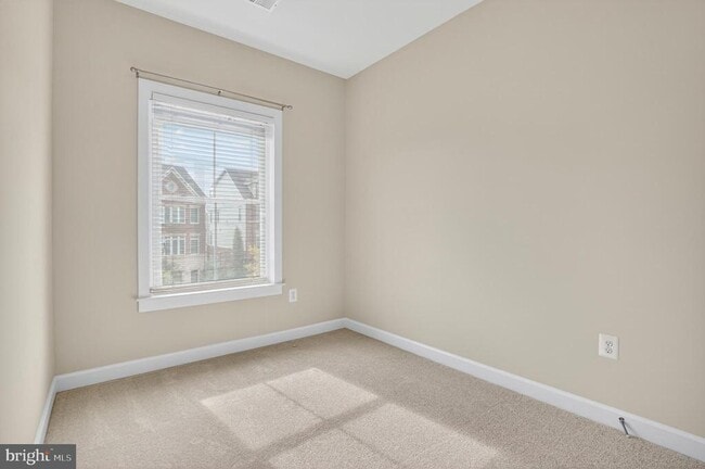 Building Photo - 44692 Collingdale Terrace