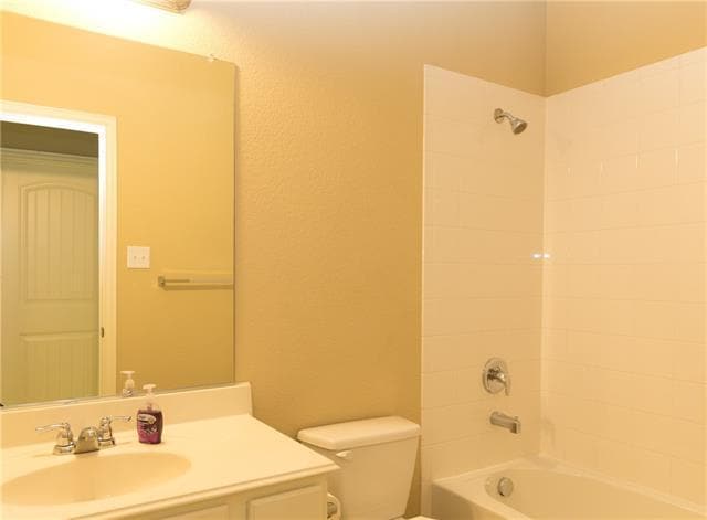 Building Photo - 426 Highland Ridge Dr