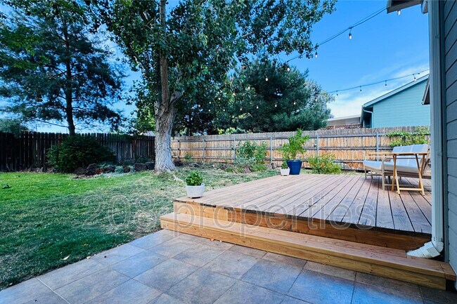 Building Photo - 5903 S Snowdrop Pl