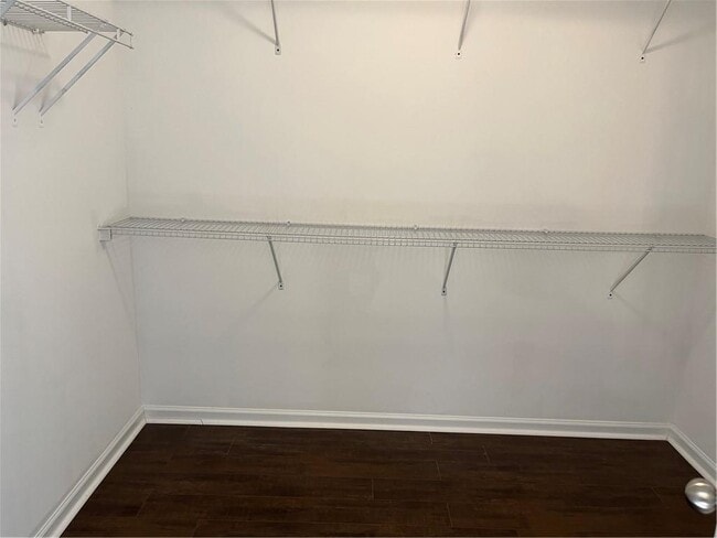 Building Photo - 2279 White Alder Dr NE