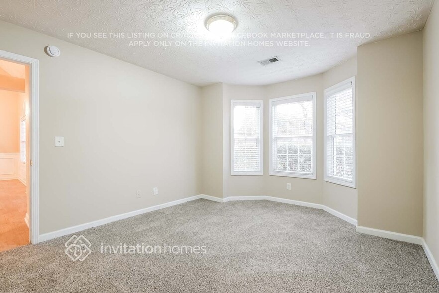 Building Photo - 811 Tucker Trail